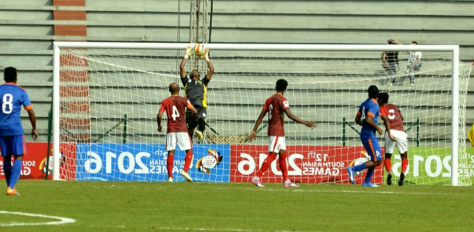 巴西甲战报：弗拉门戈 2-1 布拉甘蒂诺